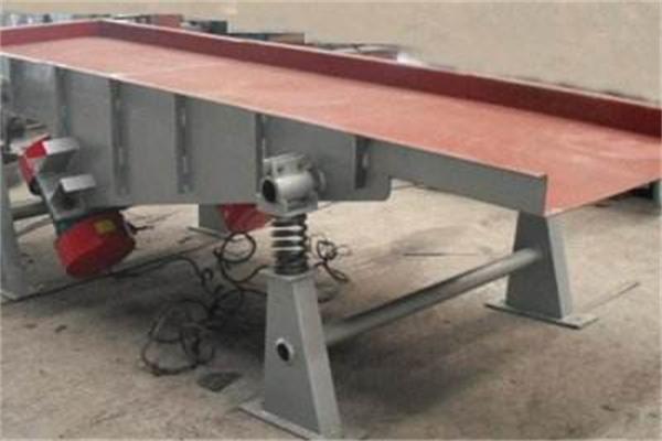電機(jī)振動(dòng)輸送機(jī)的結(jié)構(gòu)型式是怎么分類的呢